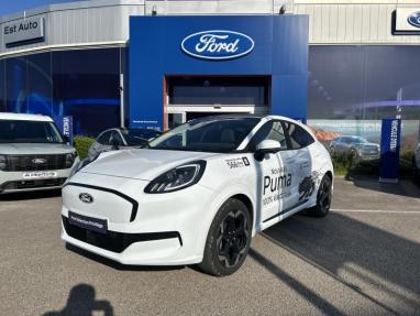 Voir le détail de l'offre de cette FORD Puma Gen-E 168ch Standard Range 43 kWh Premium de 2025 en vente à partir de 33 499 € 