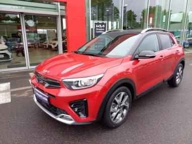 Voir le détail de l'offre de cette KIA Stonic 1.0 T-GDi 120ch MHEV GT Line iBVM6 de 2022 en vente à partir de 183.77 €  / mois
