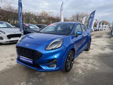 Voir le détail de l'offre de cette FORD Puma 1.0 EcoBoost 125ch mHEV ST-Line DCT7 de 2021 en vente à partir de 210.85 €  / mois